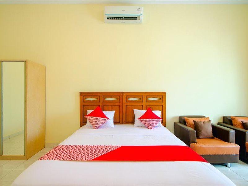 Reddoorz Syariah Near Alun Alun Wonosari Hotel Exterior foto