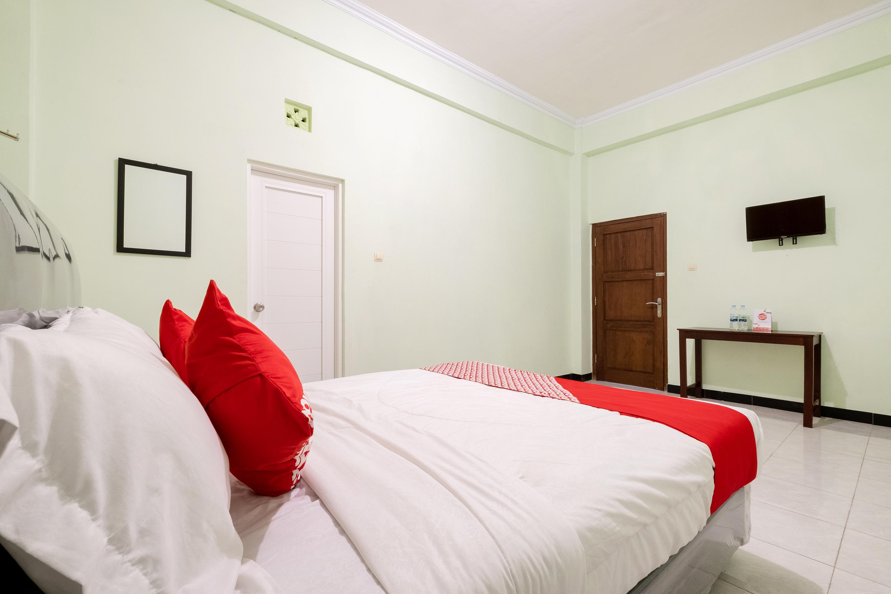 Reddoorz Syariah Near Alun Alun Wonosari Hotel Exterior foto