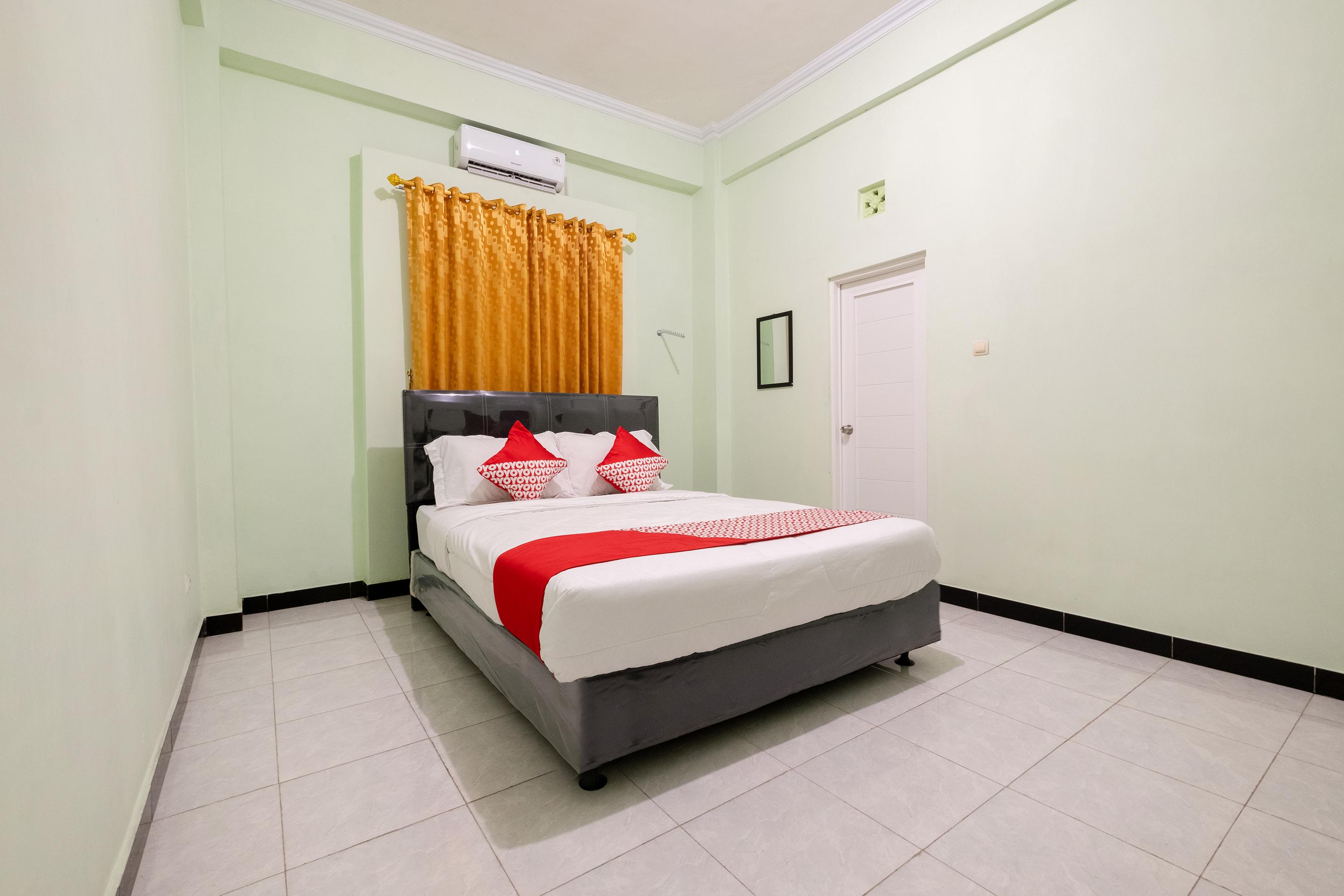 Reddoorz Syariah Near Alun Alun Wonosari Hotel Exterior foto